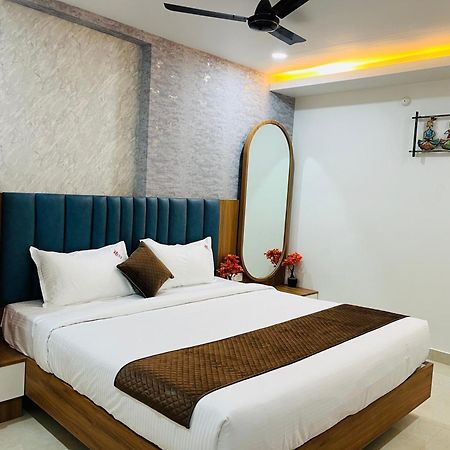 Viola Suites Hyderabad Exterior foto