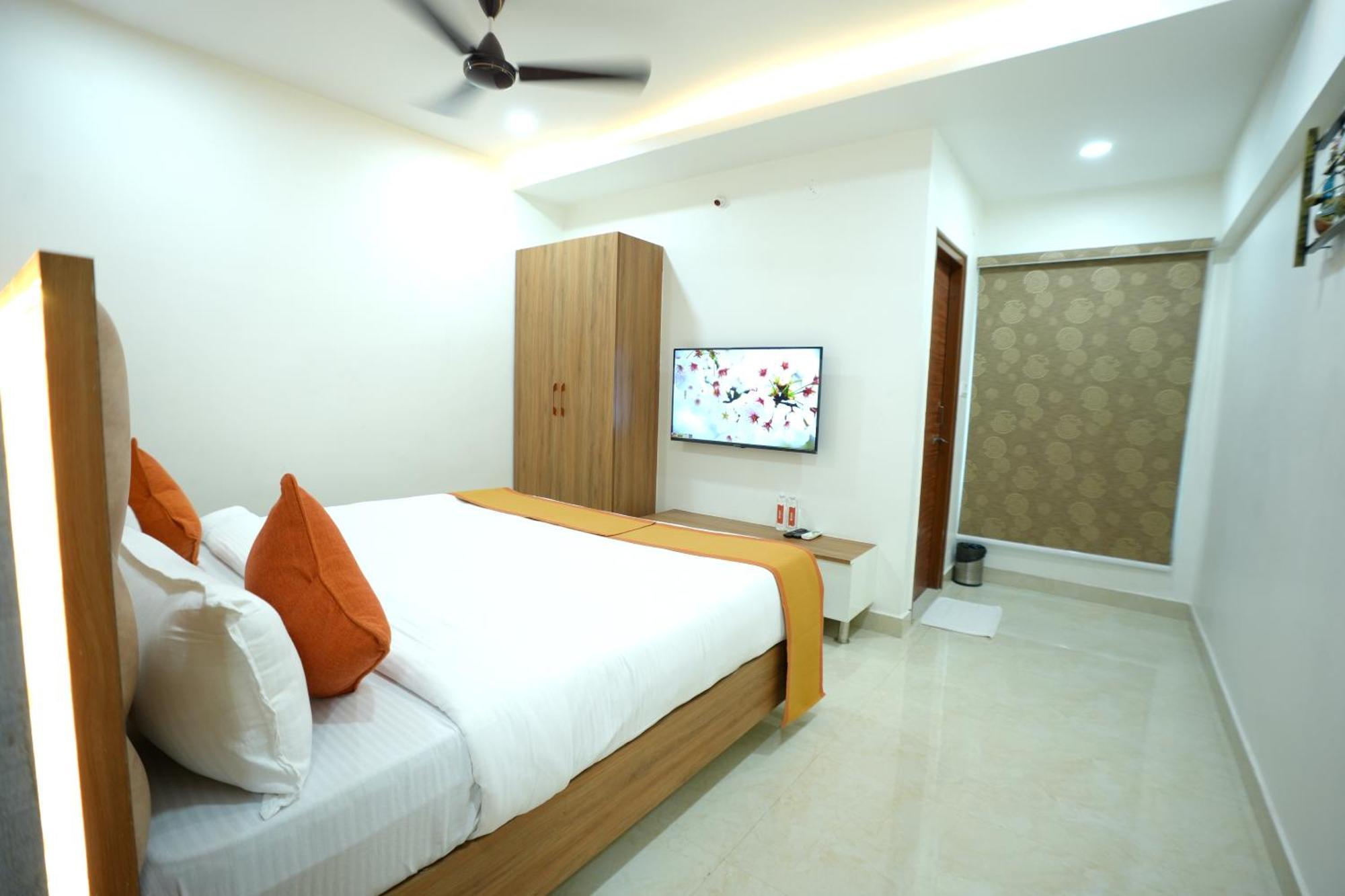 Viola Suites Hyderabad Exterior foto