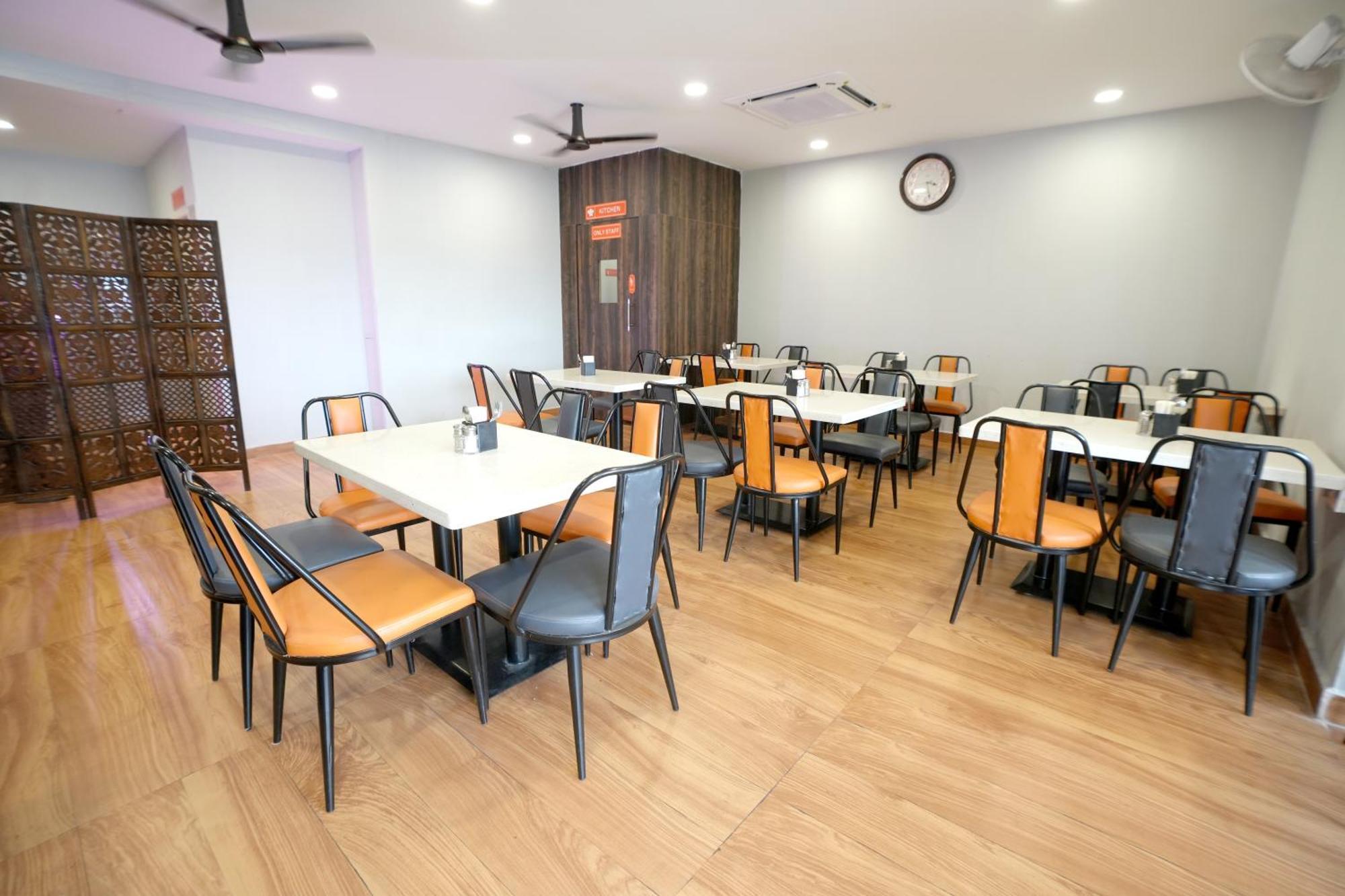 Viola Suites Hyderabad Exterior foto