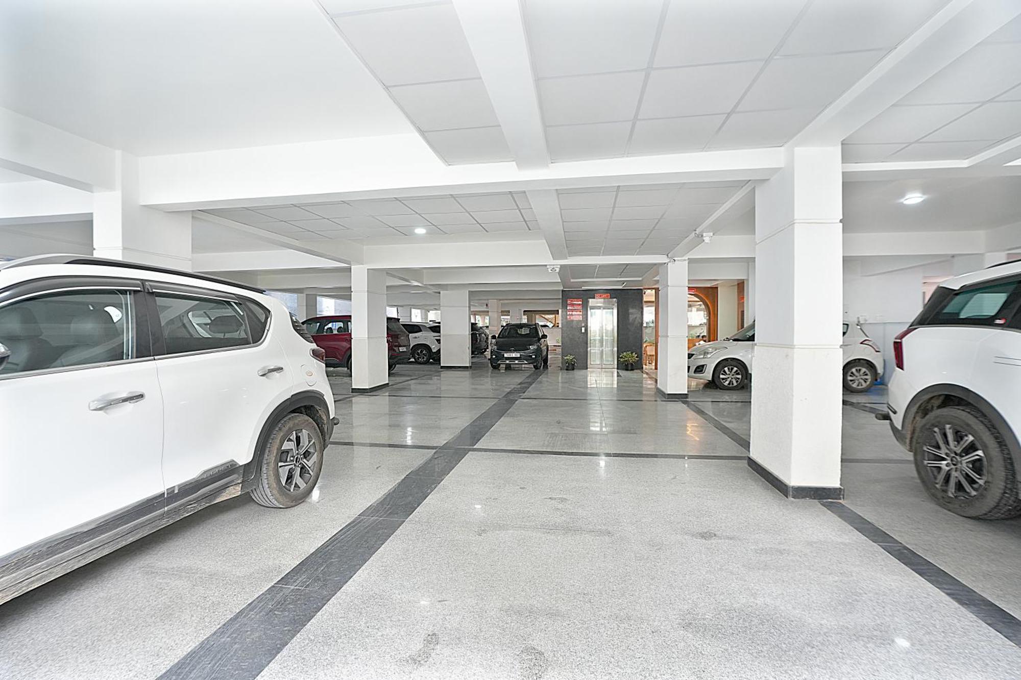 Viola Suites Hyderabad Exterior foto