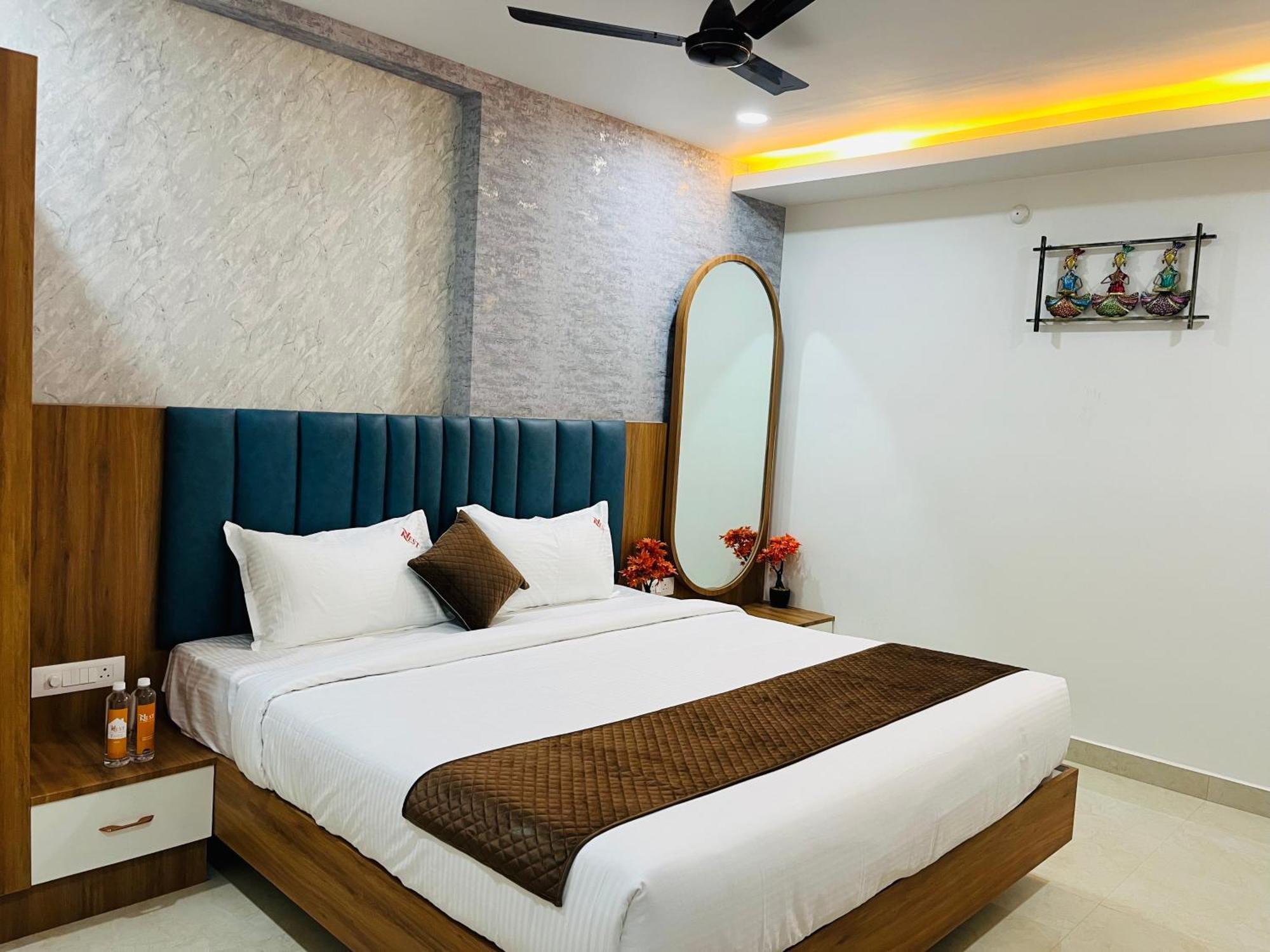 Viola Suites Hyderabad Exterior foto